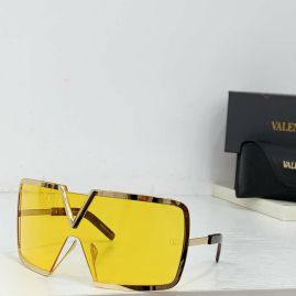 Picture of Valentino Sunglasses _SKUfw55826655fw